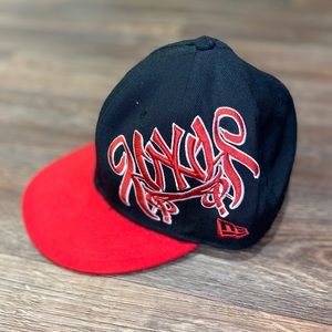 *Genuine Merchandise* NYY Fitted Hat